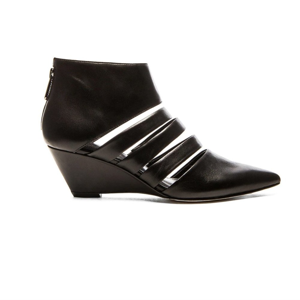 Belle by Sigerson Morrison Wilma Booties Size  8B